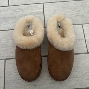 Treadlite By UGG Woman’s Slippers Size 11 BRAND NEW!!!
